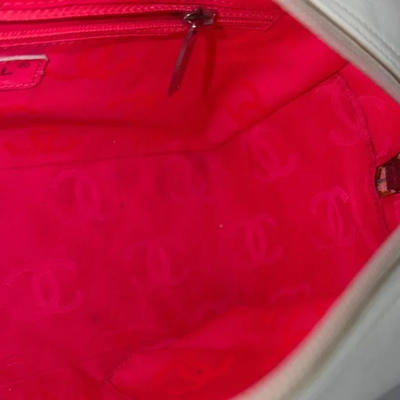 CHANEL Cambon Bowler Bag with Black Trim - Picture 6 of 14